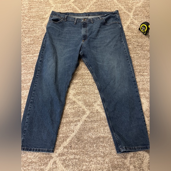 Men's Size 46 x 30 Wrangler Work Pants Jeans Denim Medium‎ Wash Blue Used Clean - Picture 1 of 6